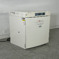 Thermo Forma Series II Water Jacketed CO2 Incubator image 0
